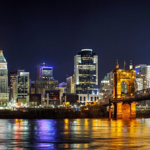 Cincinnati skyline at night